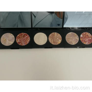 Le serie di tonalità opache e brillanti evidenziano il blush